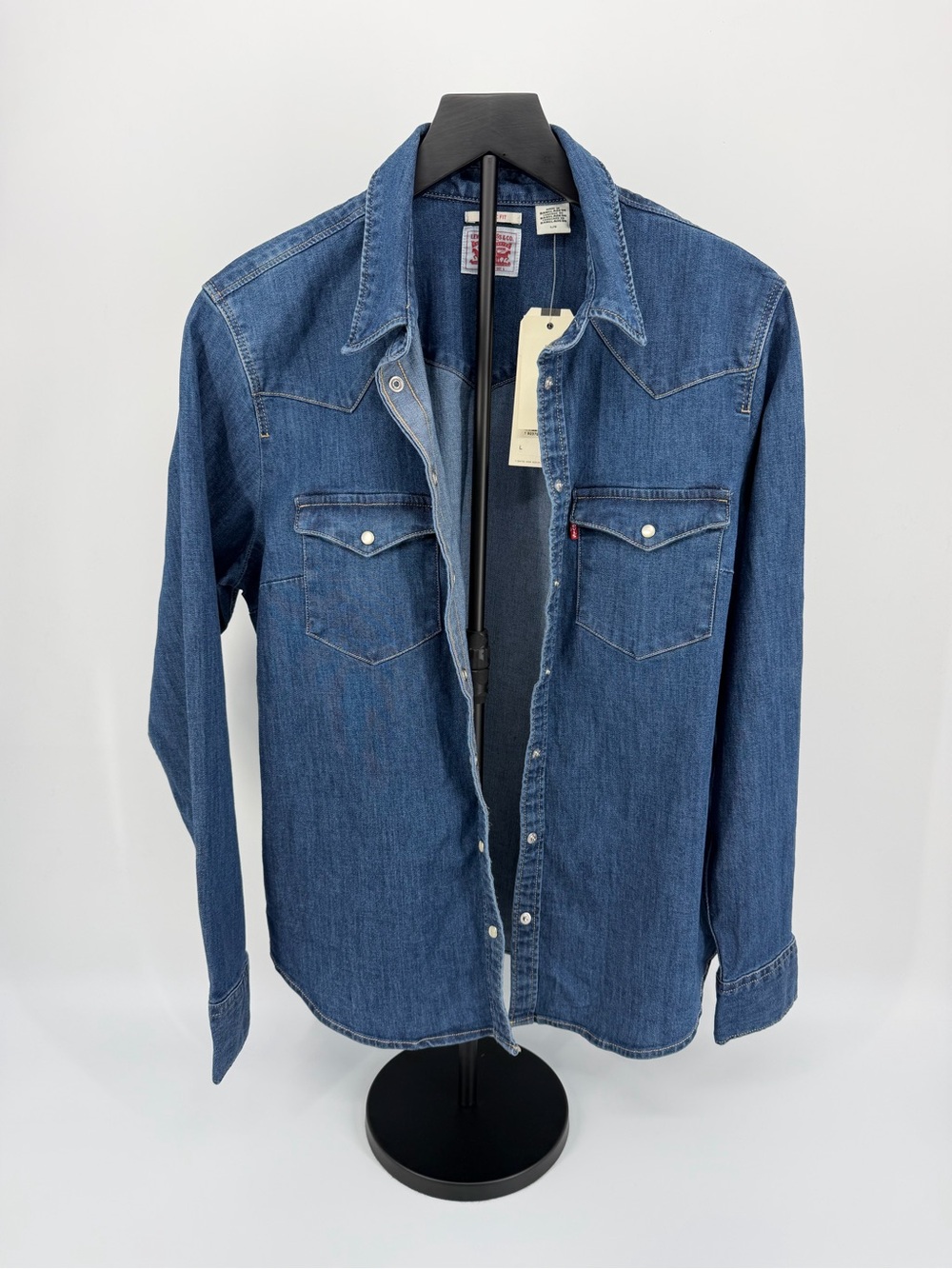 Levi’s Ultimate Western Denim Shirt Womens L Blue Stretch Pearl Snap NWT - Picture 3 of 16